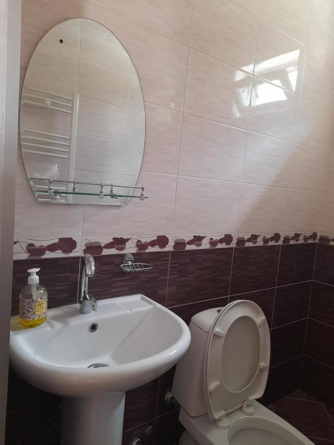 Kera Guest House Kazbegi Eksteriør bilde